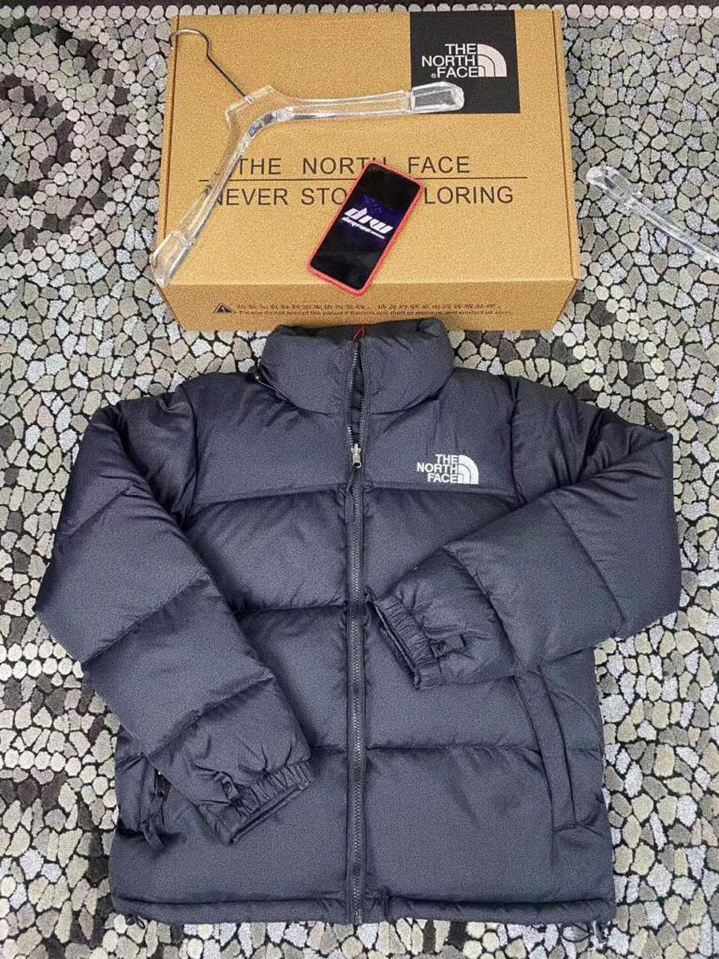 NORTH FACE PUFFER JACKET "BLACK"